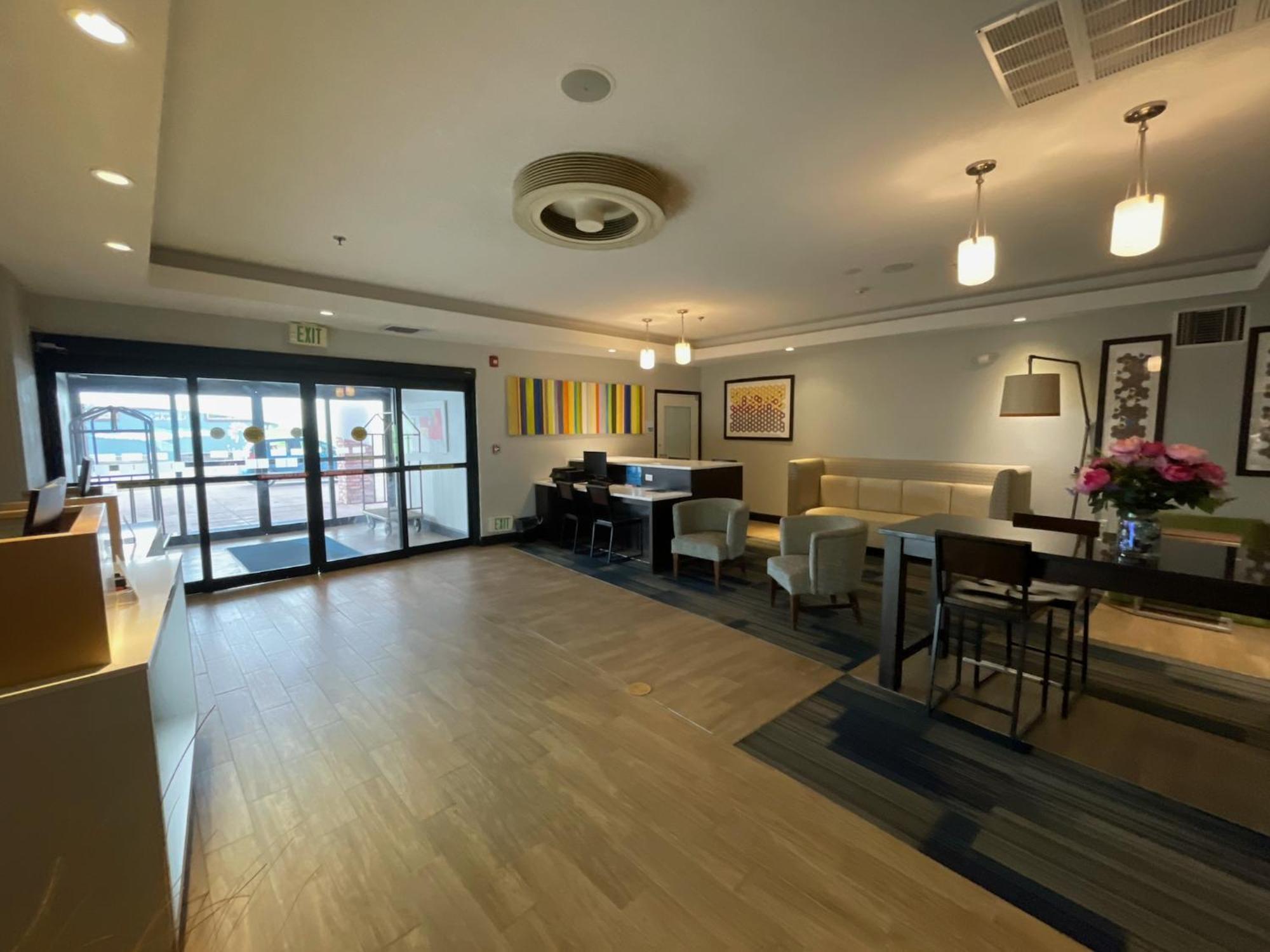 Route 66 Inn & Suites Майами Экстерьер фото